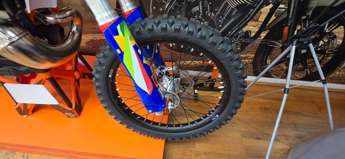 2026 KTM 300 EXC SIX DAYS ENDURO