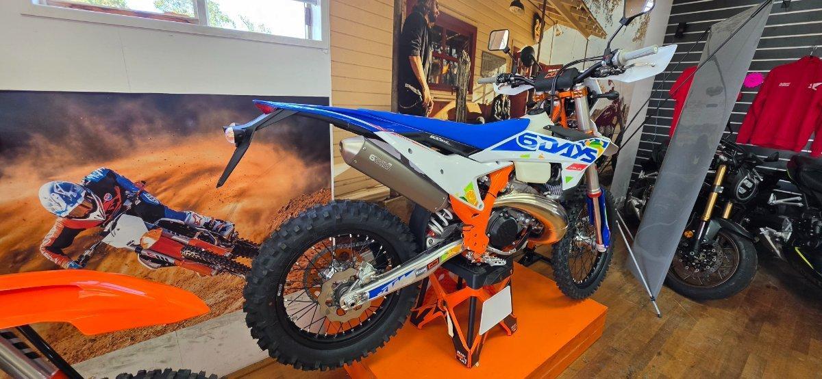2026 KTM 300 EXC SIX DAYS ENDURO