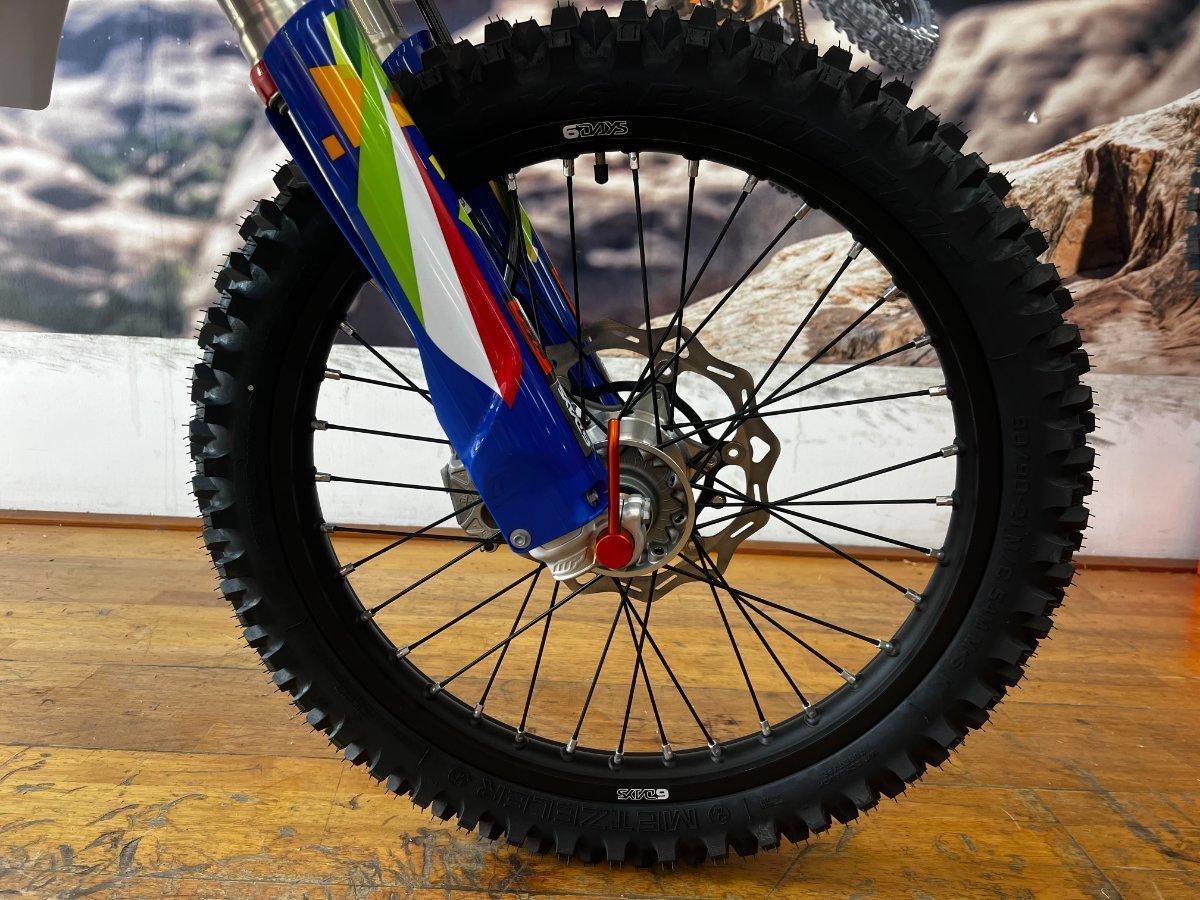 2026 KTM 350 EXC-F SIX DAYS ENDURO