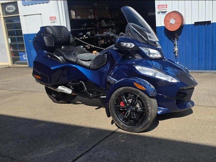 2011 CAN-AM SPYDER RT-S SM5 ROAD