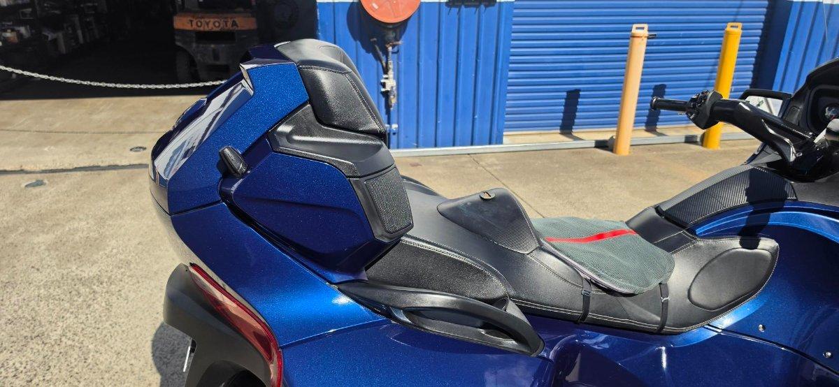 2011 CAN-AM SPYDER RT-S SM5 ROAD