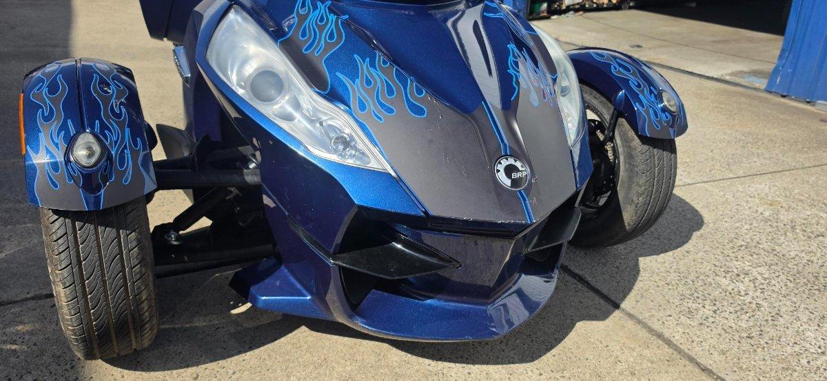2011 CAN-AM SPYDER RT-S SM5 ROAD