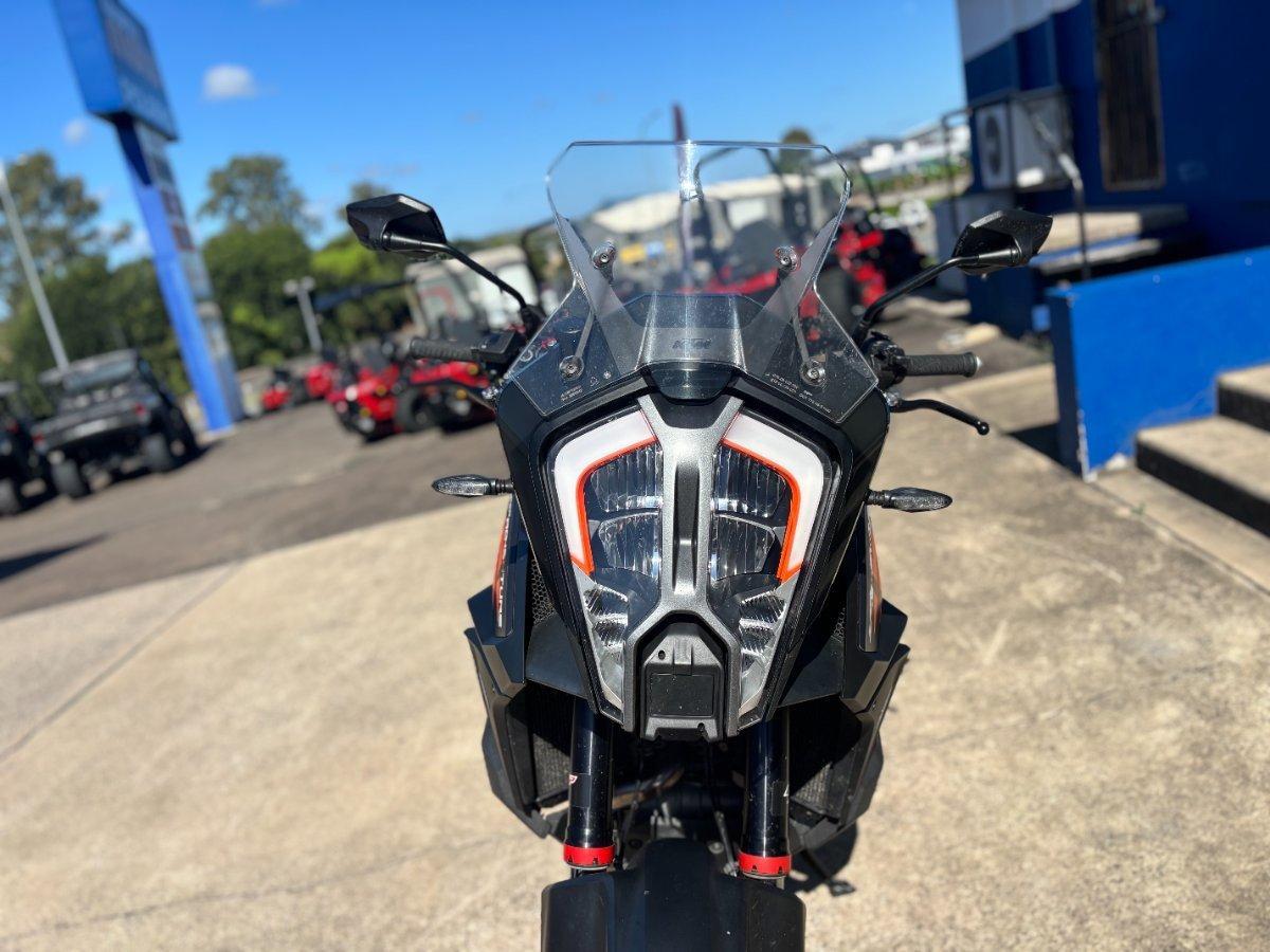 2021 KTM SUPER ADVENTURE S DUAL SPORTS