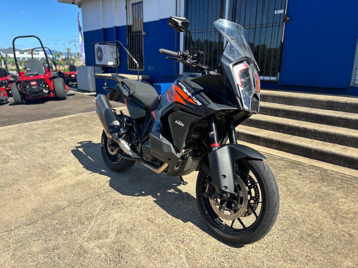 2021 KTM SUPER ADVENTURE S DUAL SPORTS