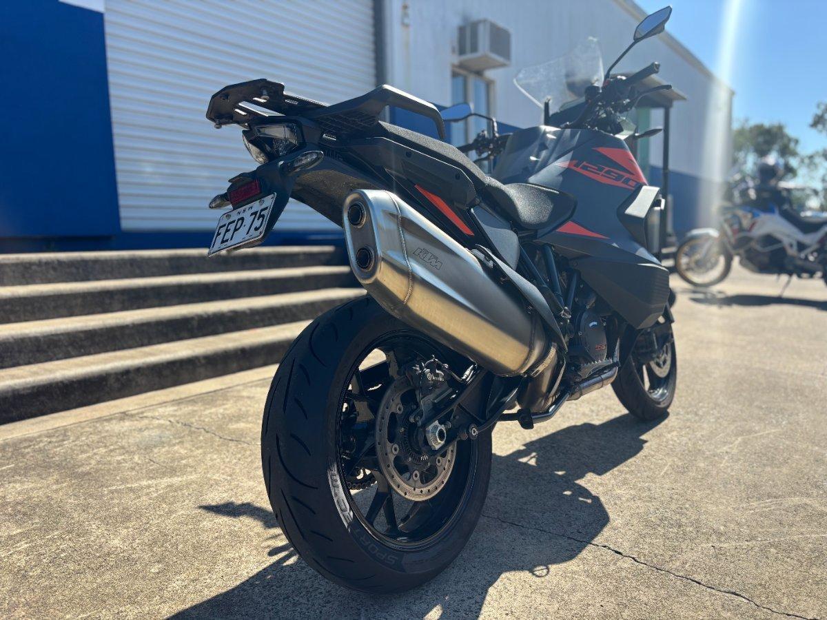 2021 KTM SUPER ADVENTURE S DUAL SPORTS
