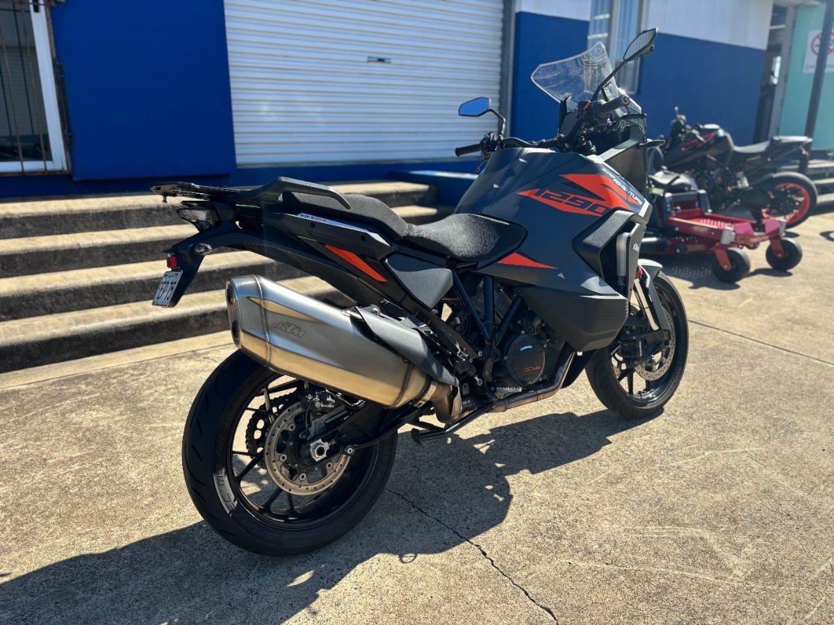 2021 KTM SUPER ADVENTURE S DUAL SPORTS