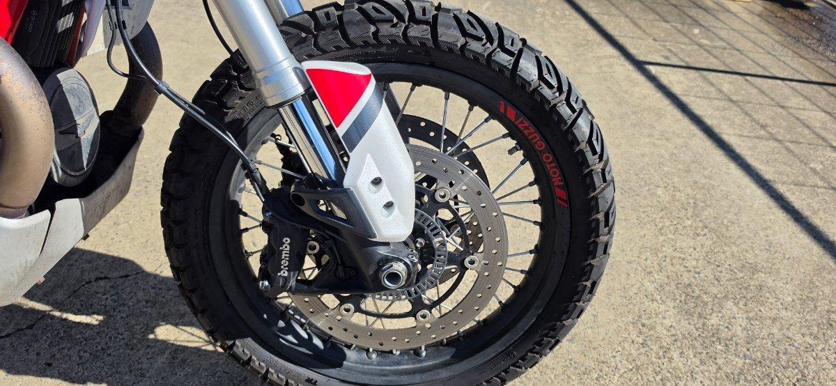 2019 MOTO GUZZI V85 TT DUAL SPORTS