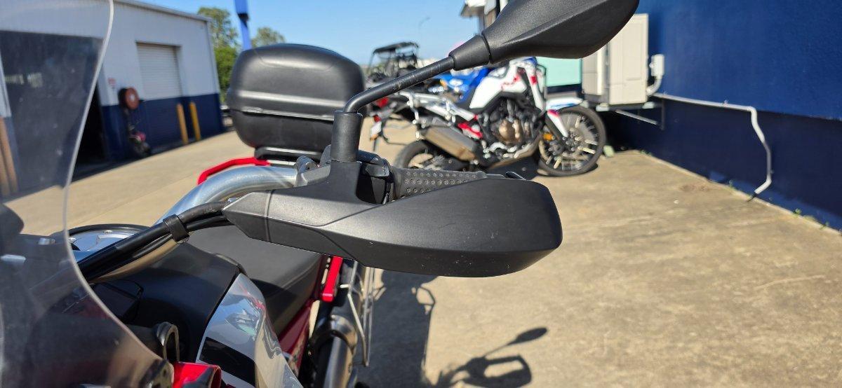 2019 MOTO GUZZI V85 TT DUAL SPORTS