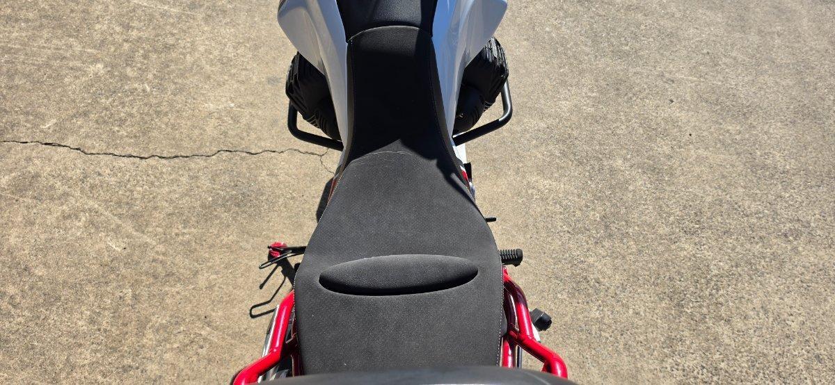 2019 MOTO GUZZI V85 TT DUAL SPORTS