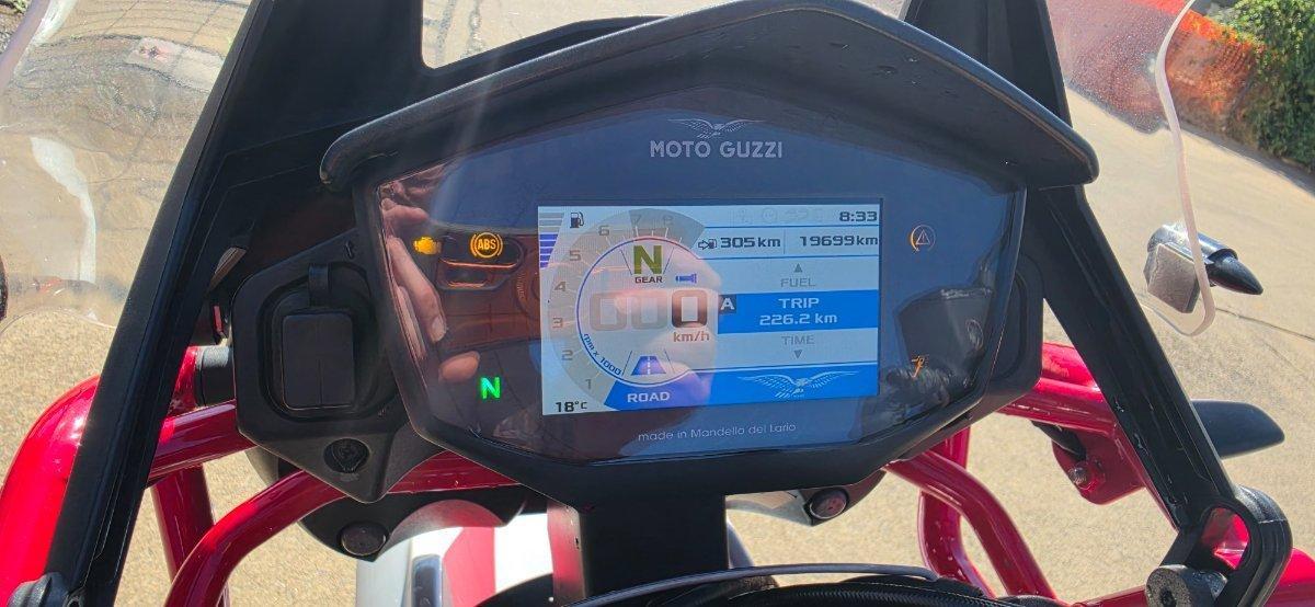 2019 MOTO GUZZI V85 TT DUAL SPORTS