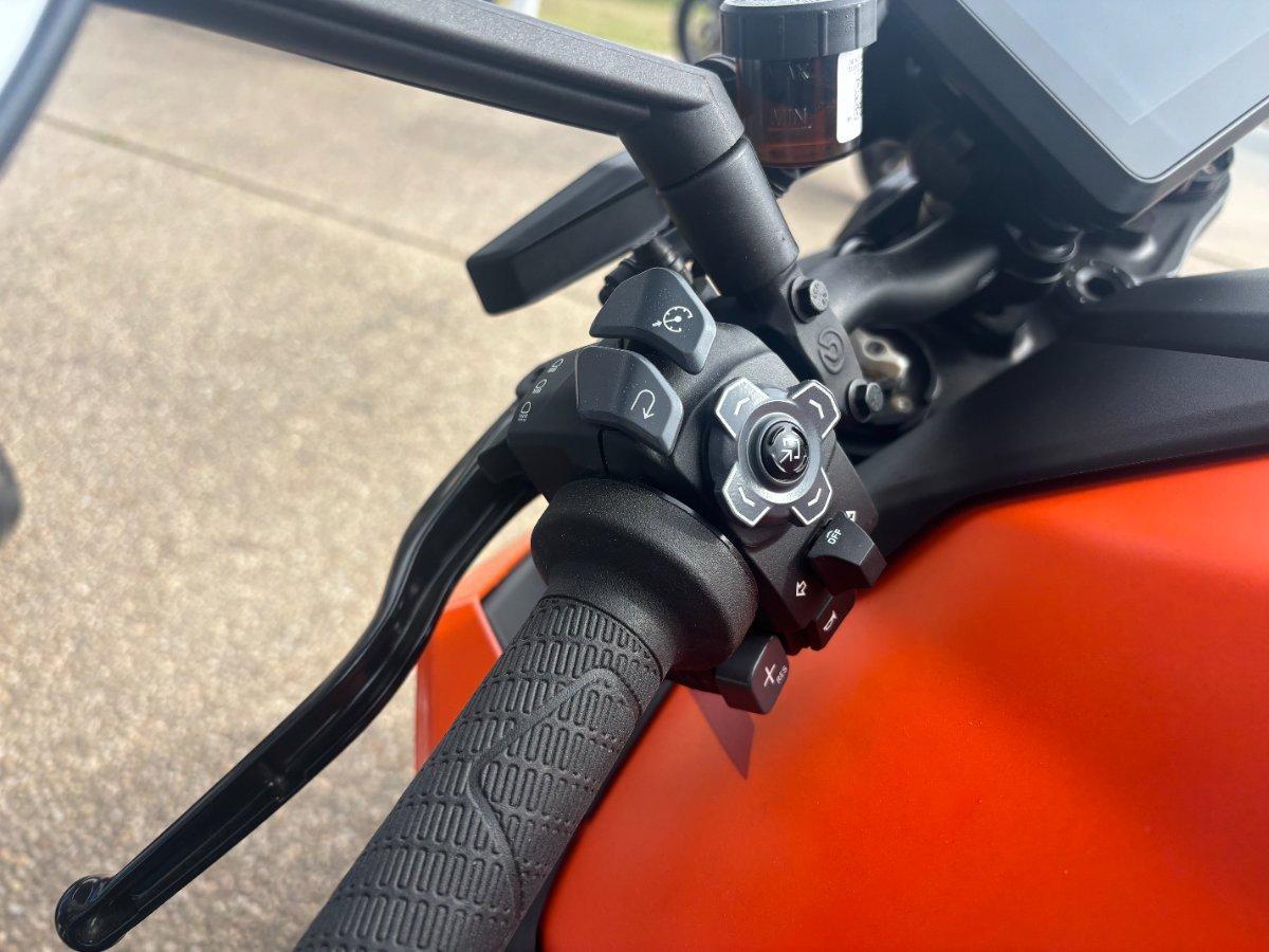 2025 KTM 1390 SUPER DUKE R SPORTS