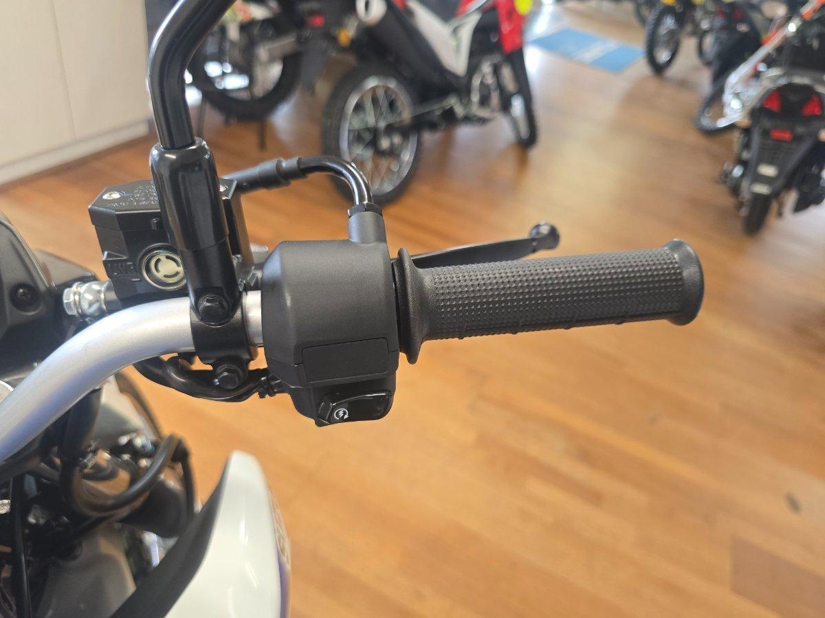 2026 SUZUKI DR150 ENDURO