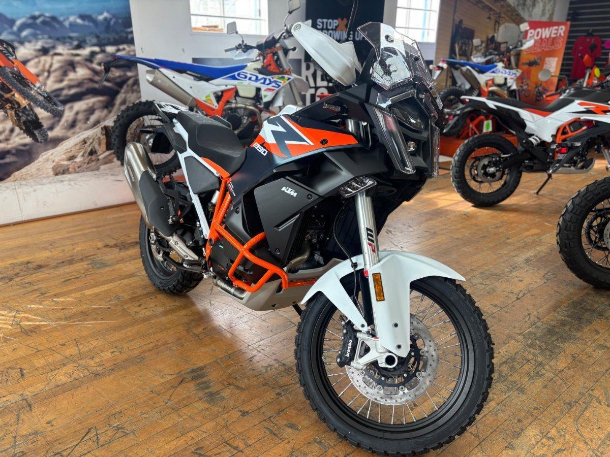 2026 KTM 1390 SUPER ADVENTURE R SPORTS