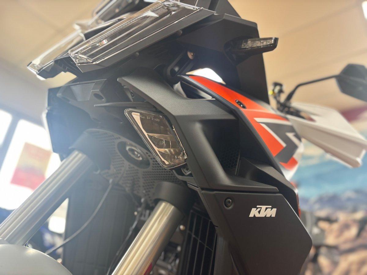2026 KTM 1390 SUPER ADVENTURE R SPORTS