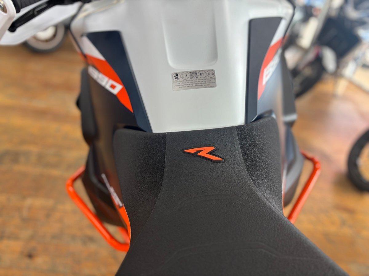 2026 KTM 1390 SUPER ADVENTURE R SPORTS