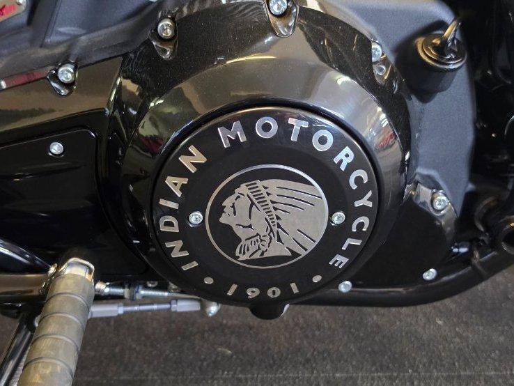 2025 INDIAN CHIEF DARK HORSE CRUISER