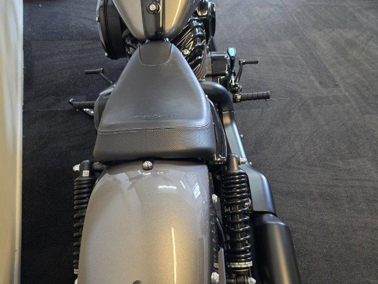 2025 INDIAN CHIEF DARK HORSE CRUISER
