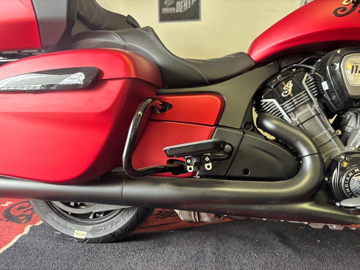 2025 INDIAN ROADMASTER DARK HORSE TOURER
