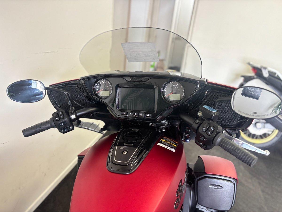 2025 INDIAN ROADMASTER DARK HORSE TOURER