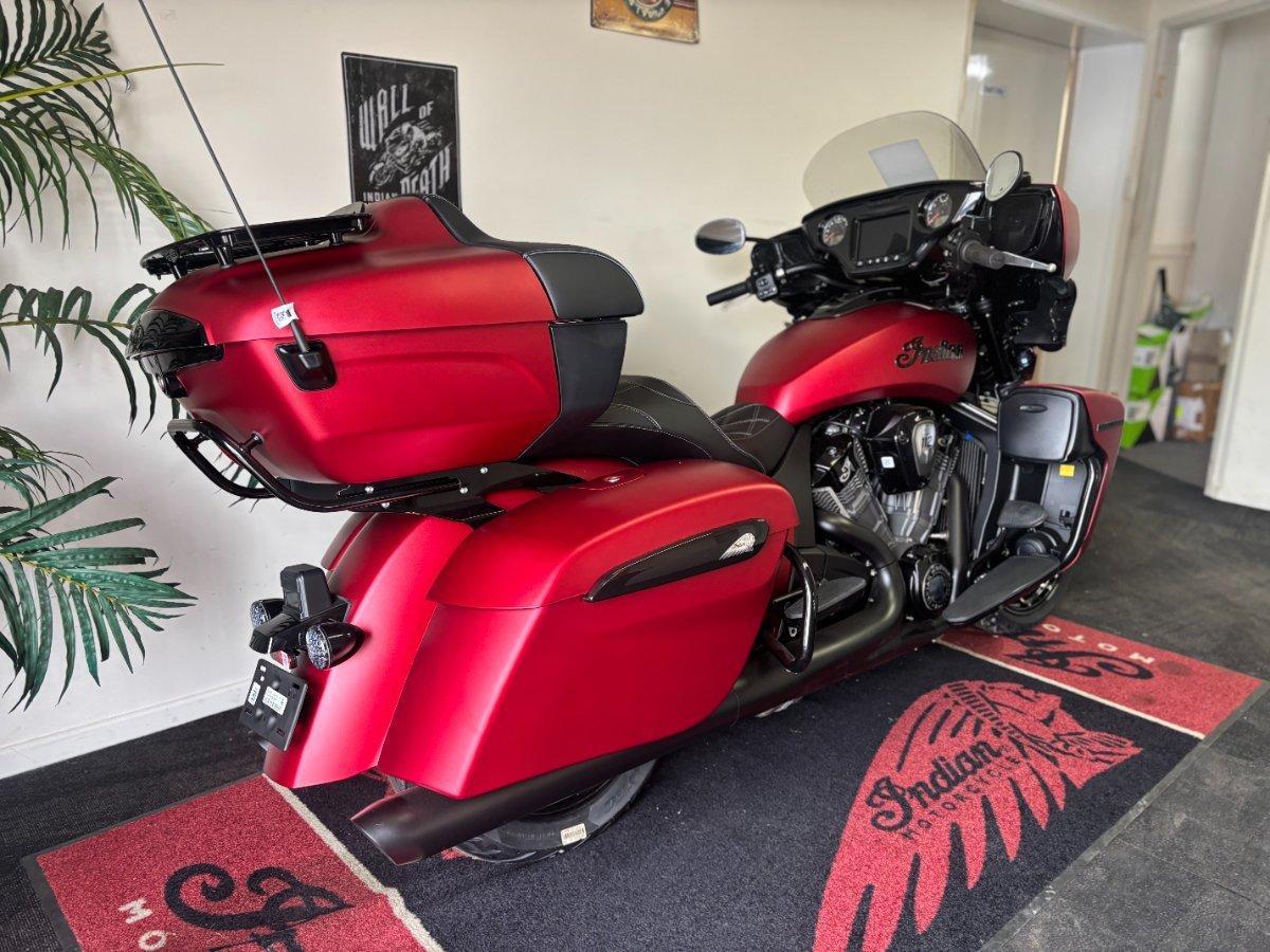 2025 INDIAN ROADMASTER DARK HORSE TOURER