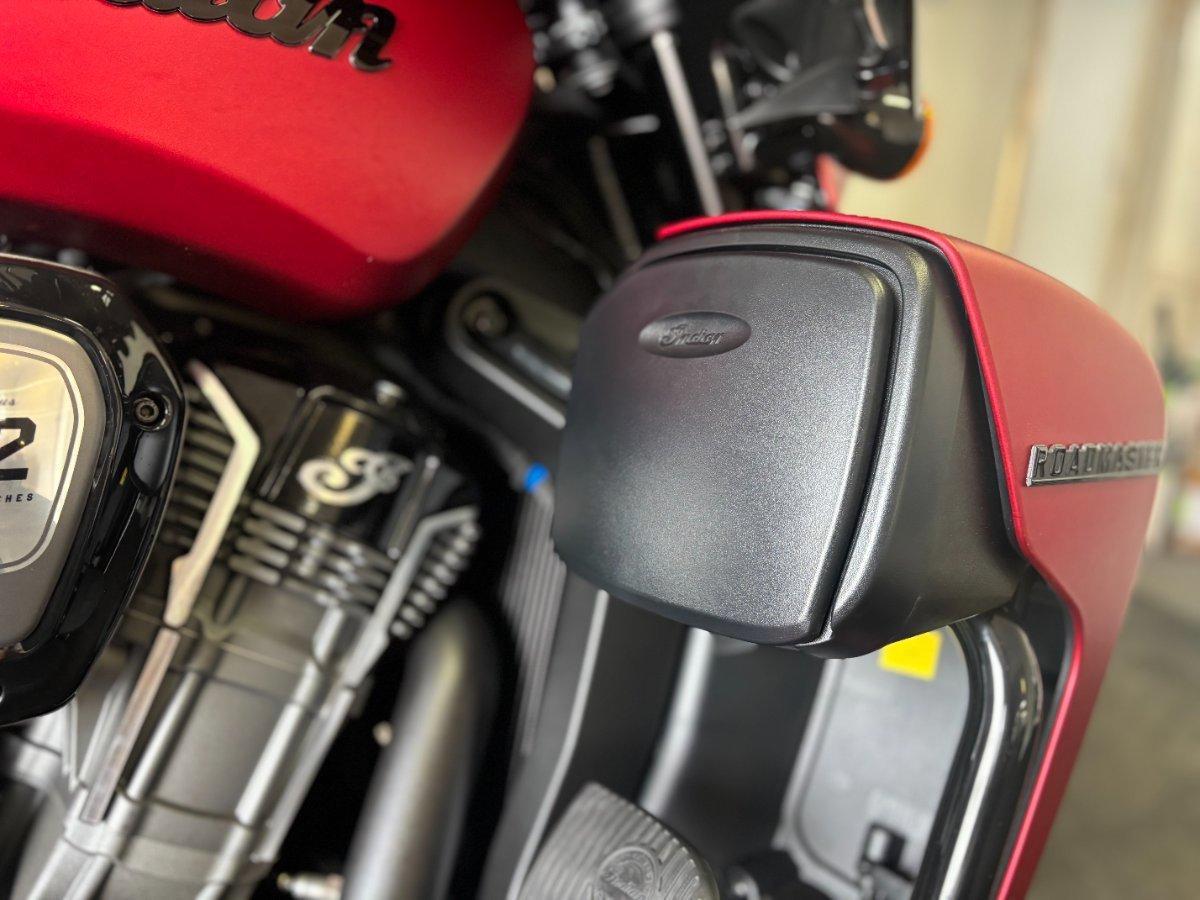 2025 INDIAN ROADMASTER DARK HORSE TOURER