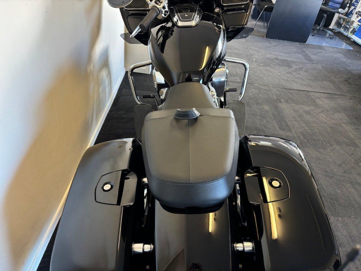 2025 INDIAN CHALLENGER LIMITED ROAD
