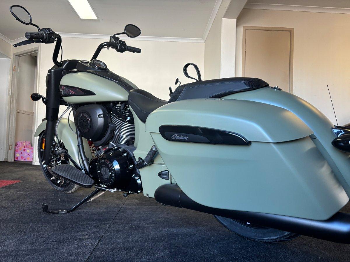 2025 INDIAN SPRINGFIELD DARK HORSE CRUISER