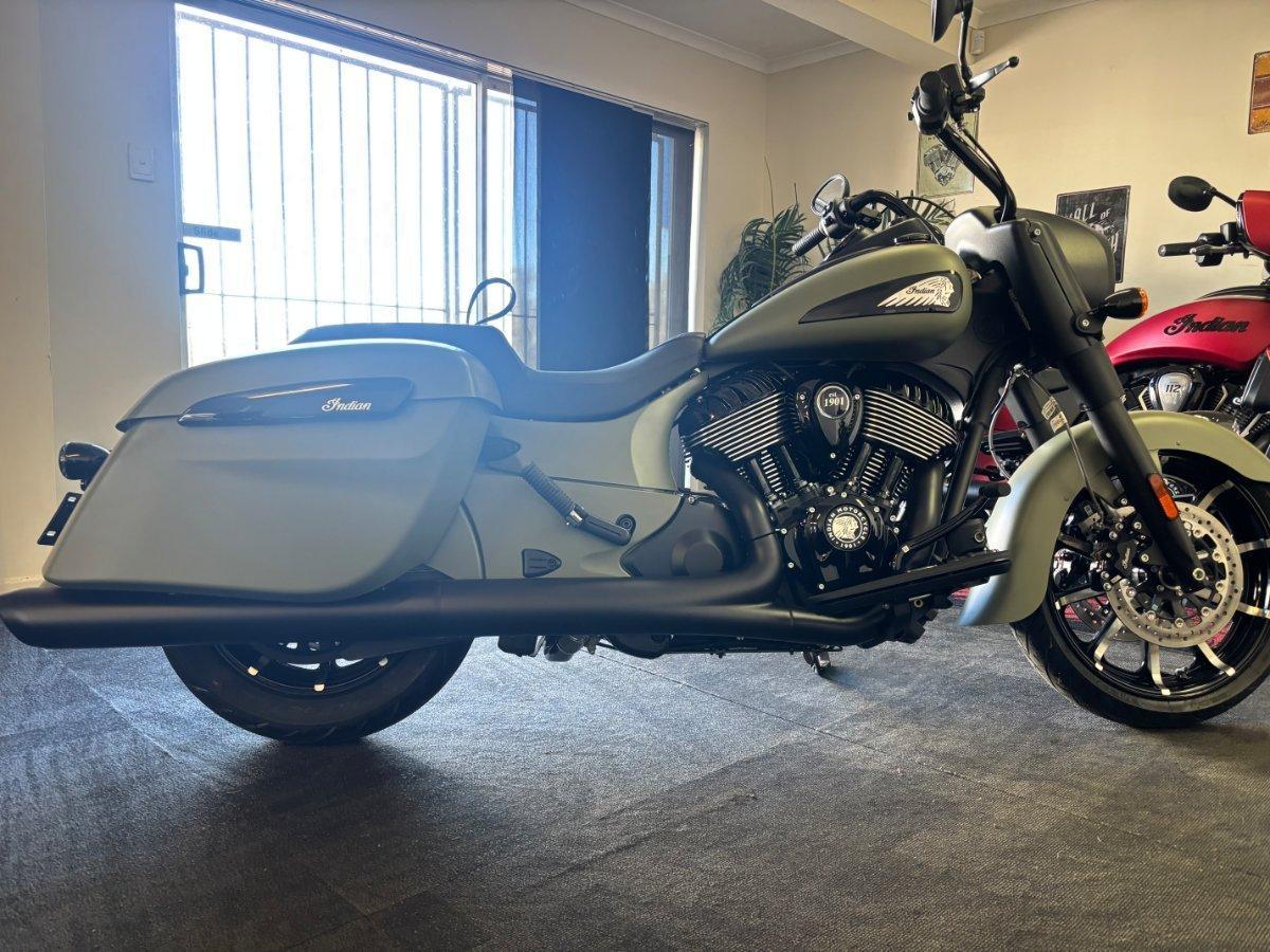2025 INDIAN SPRINGFIELD DARK HORSE CRUISER
