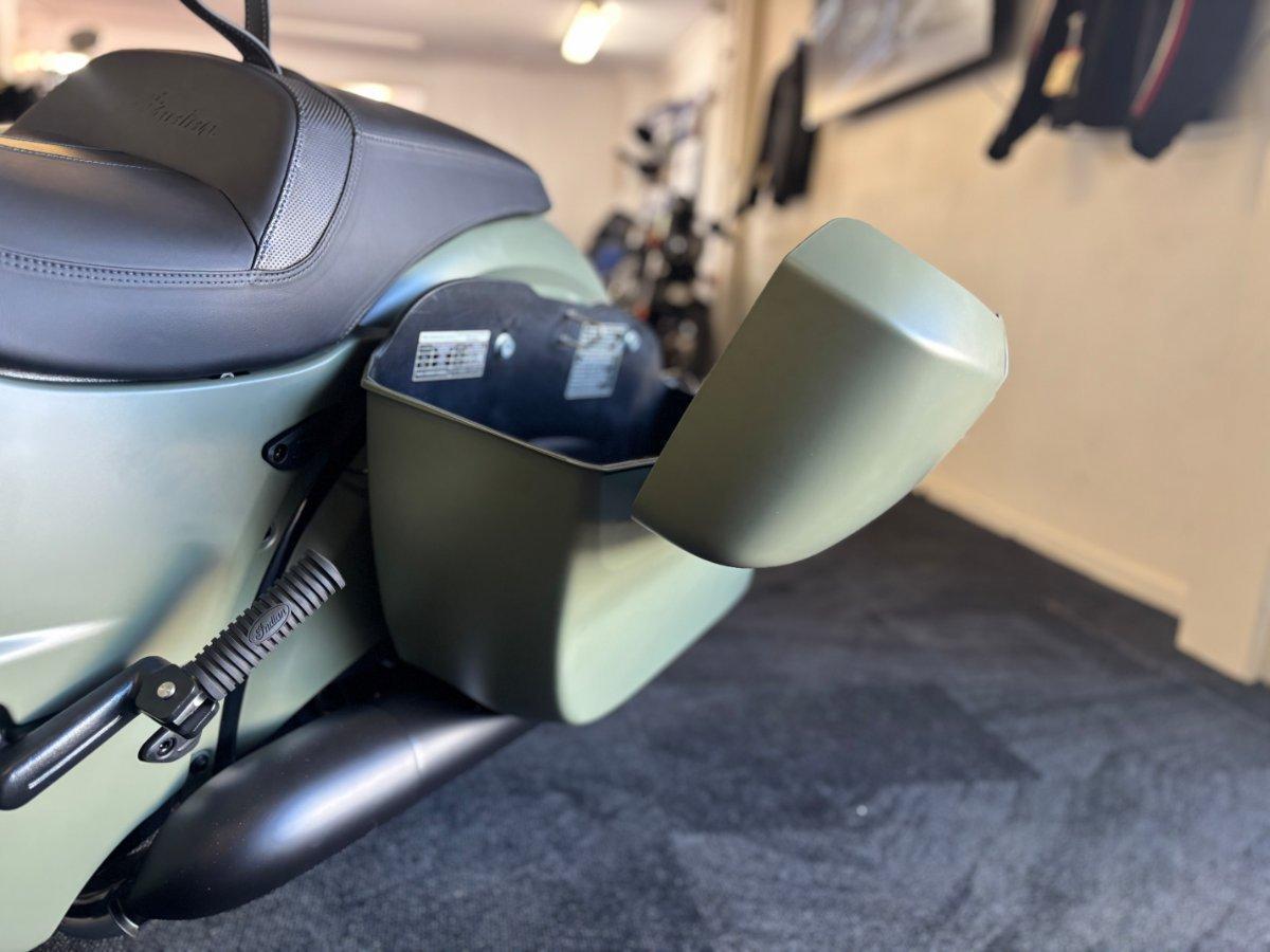 2025 INDIAN SPRINGFIELD DARK HORSE CRUISER