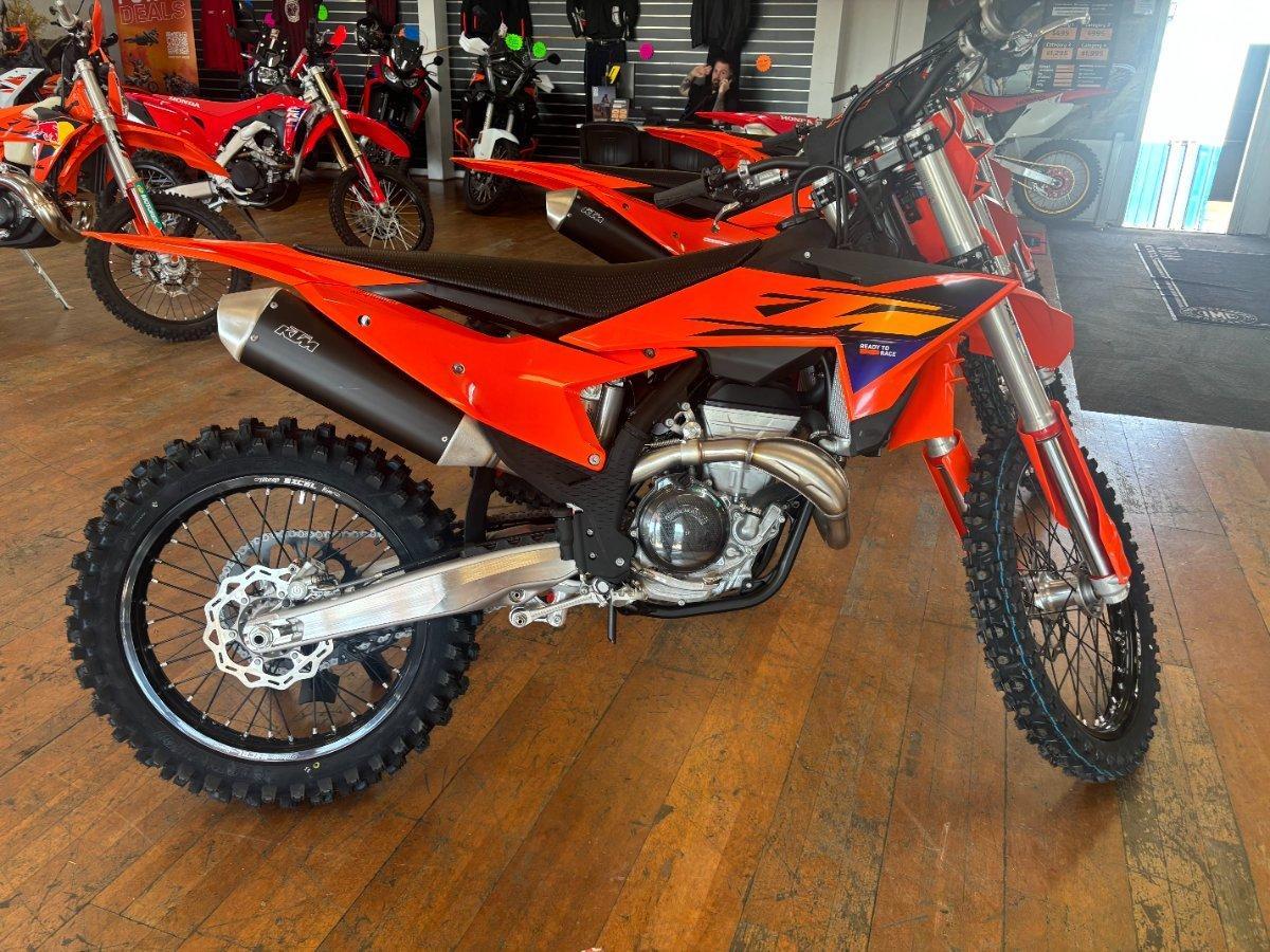 2026 KTM 350 SX-F MOTOCROSS