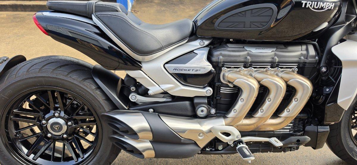 2022 TRIUMPH ROCKET 3 R CRUISER