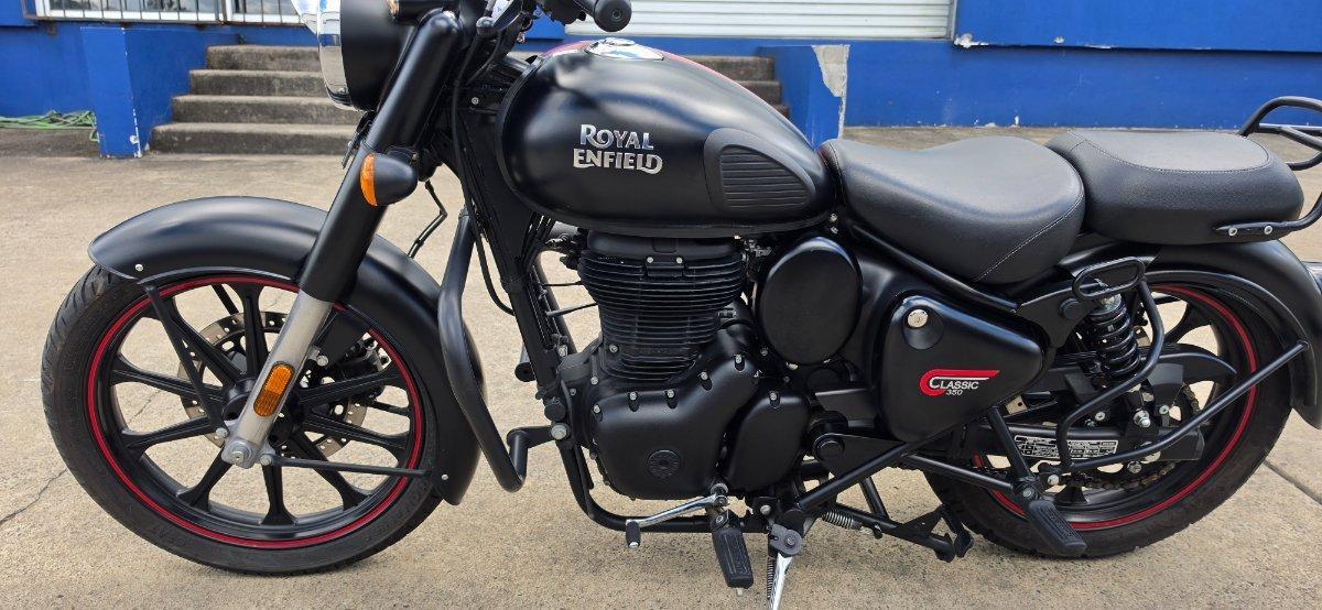 2022 ROYAL ENFIELD CLASSIC 350 DARK ROAD