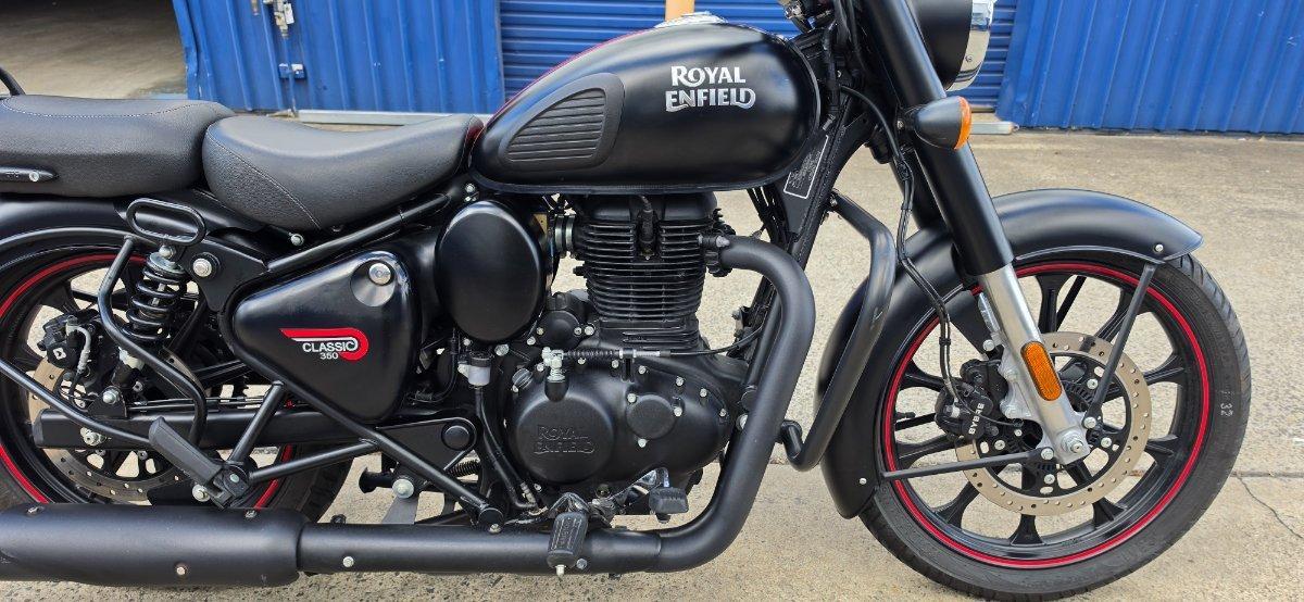 2022 ROYAL ENFIELD CLASSIC 350 DARK ROAD