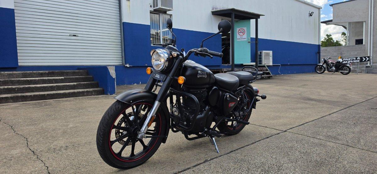 2022 ROYAL ENFIELD CLASSIC 350 DARK ROAD
