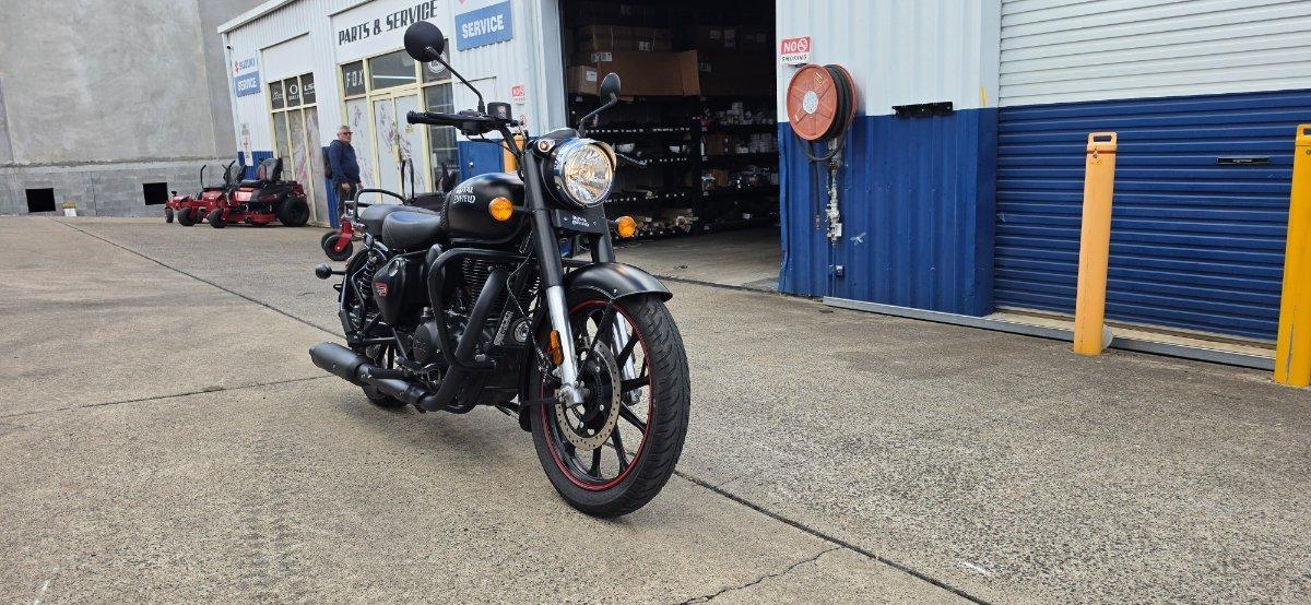 2022 ROYAL ENFIELD CLASSIC 350 DARK ROAD