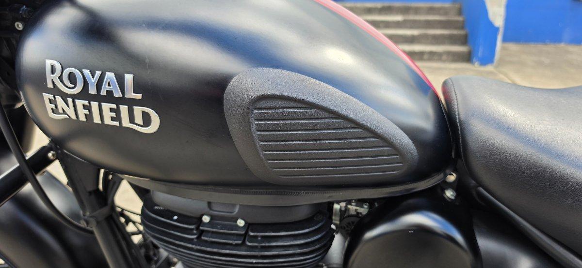 2022 ROYAL ENFIELD CLASSIC 350 DARK ROAD