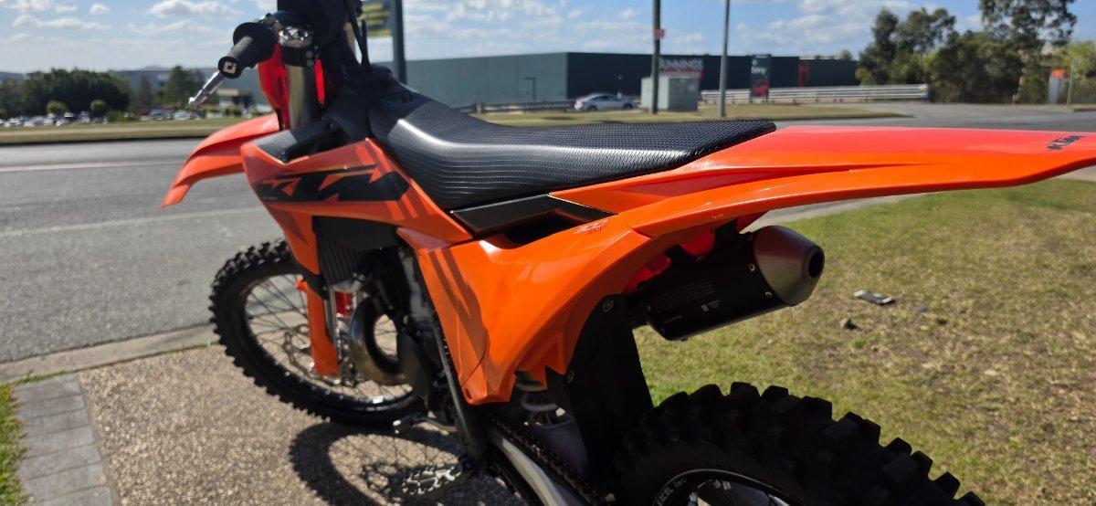 2025 KTM 300 SX MOTOCROSS