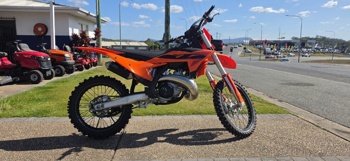 2025 KTM 300 SX MOTOCROSS