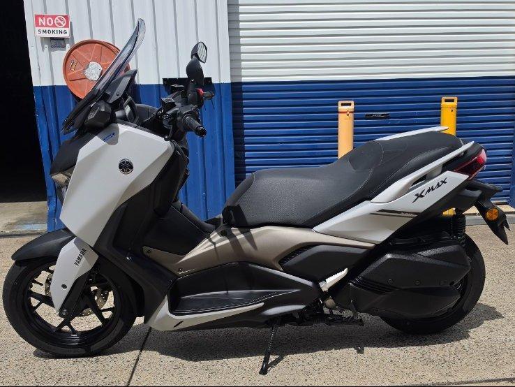 2024 YAMAHA XMAX 300 (CZD300A) SCOOTER