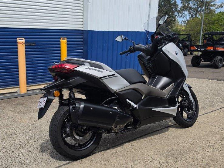 2024 YAMAHA XMAX 300 (CZD300A) SCOOTER