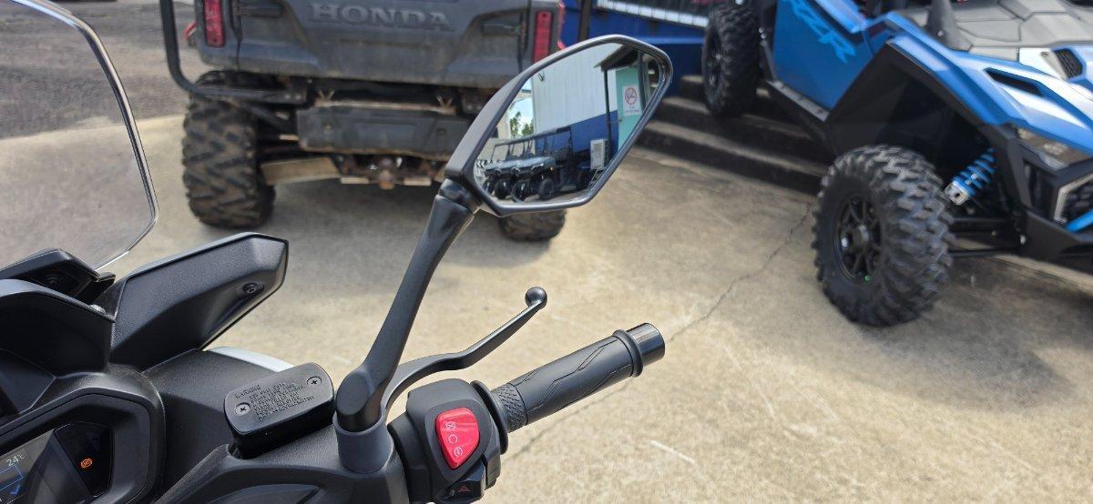 2024 YAMAHA XMAX 300 (CZD300A) SCOOTER