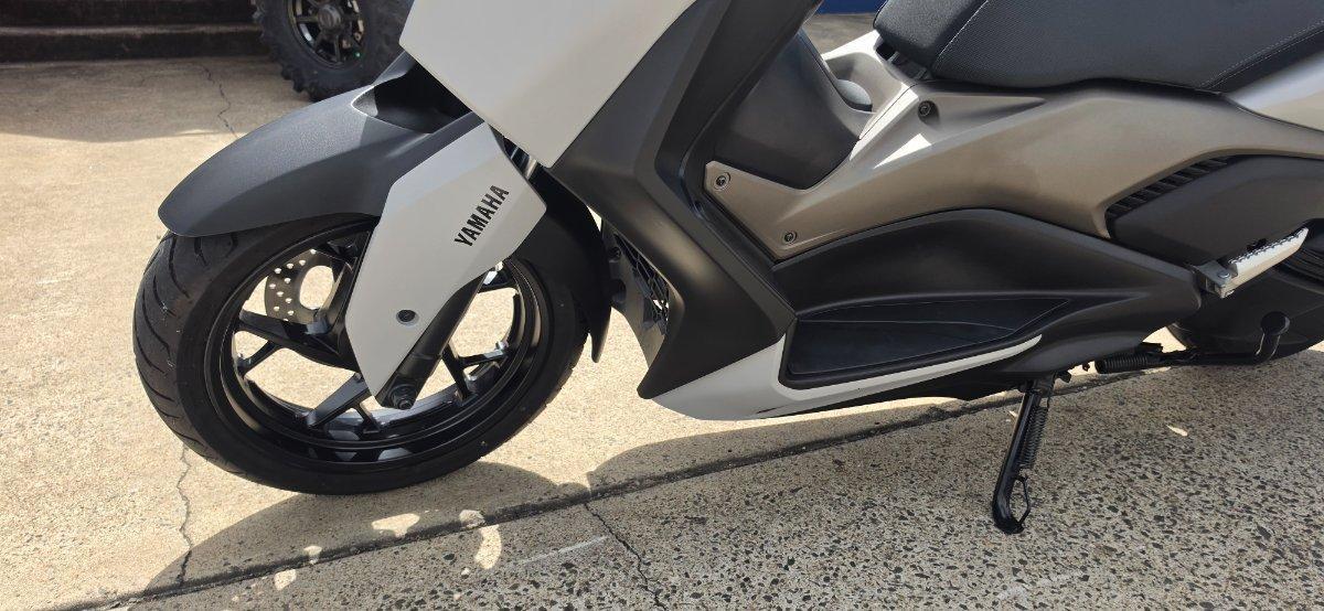 2024 YAMAHA XMAX 300 (CZD300A) SCOOTER