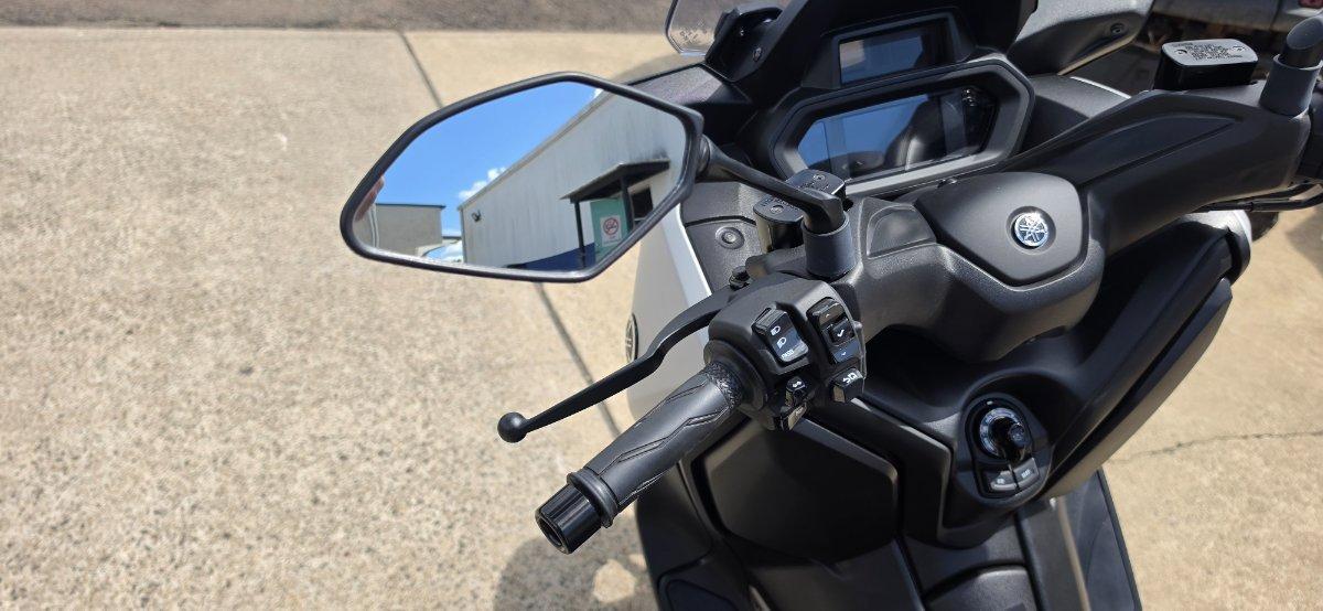 2024 YAMAHA XMAX 300 (CZD300A) SCOOTER