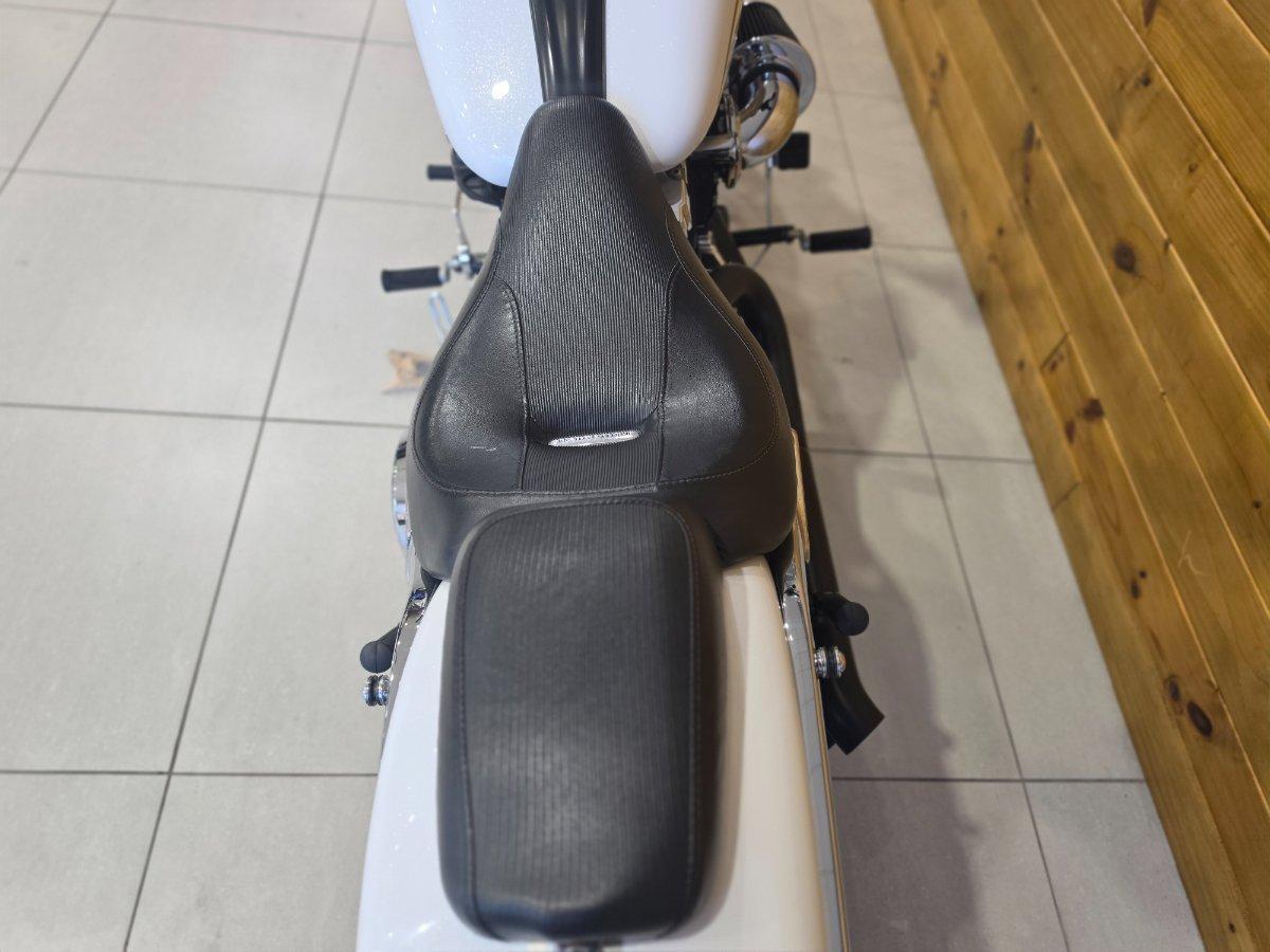 2016 HARLEY-DAVIDSON BREAKOUT 103 (FXSB) CRUISER
