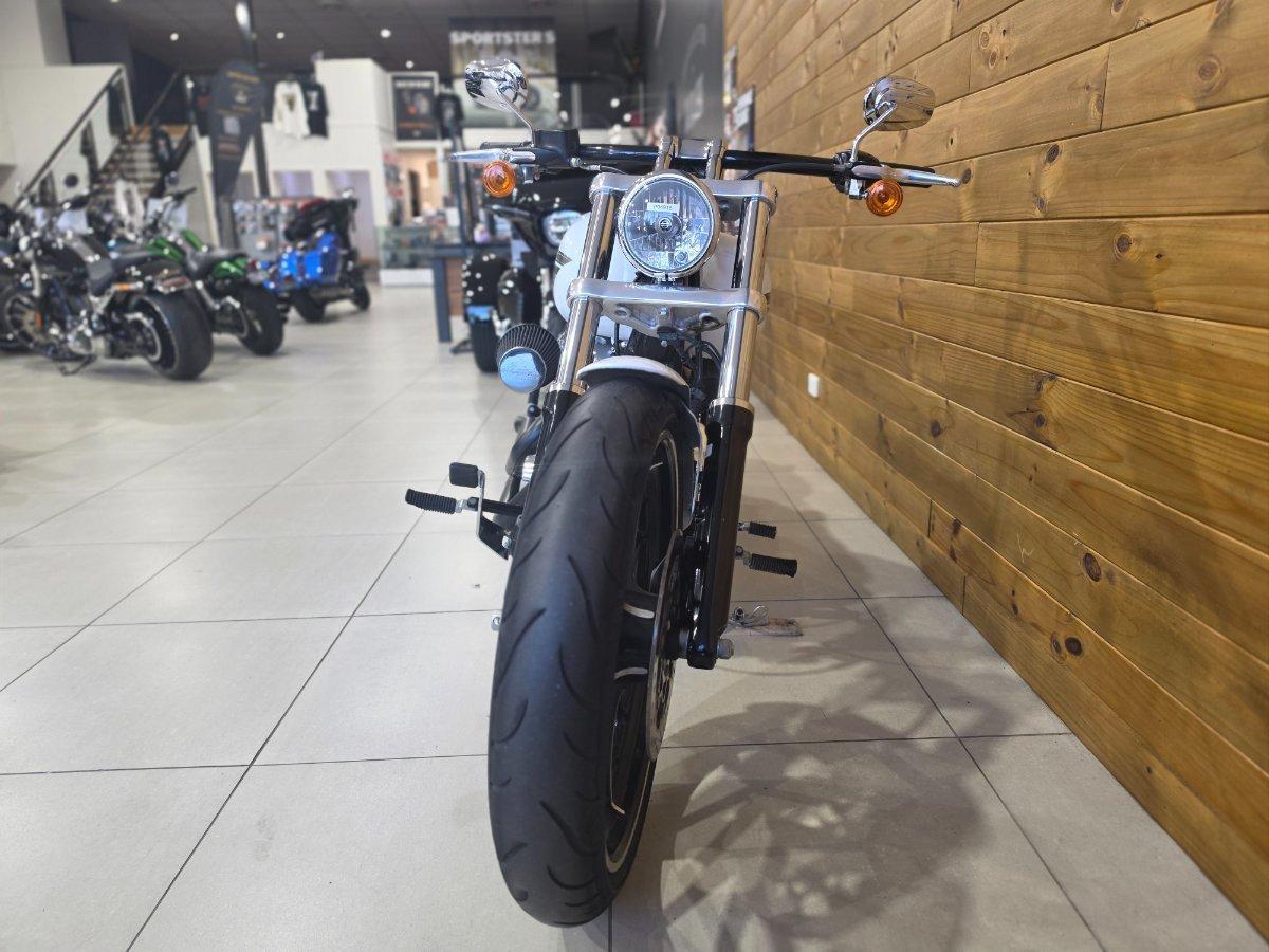 2016 HARLEY-DAVIDSON BREAKOUT 103 (FXSB) CRUISER