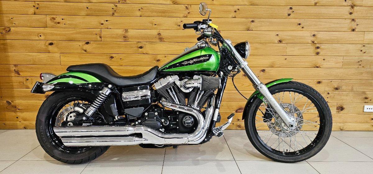 2015 HARLEY-DAVIDSON FXDWG WIDE GLIDE CRUISER