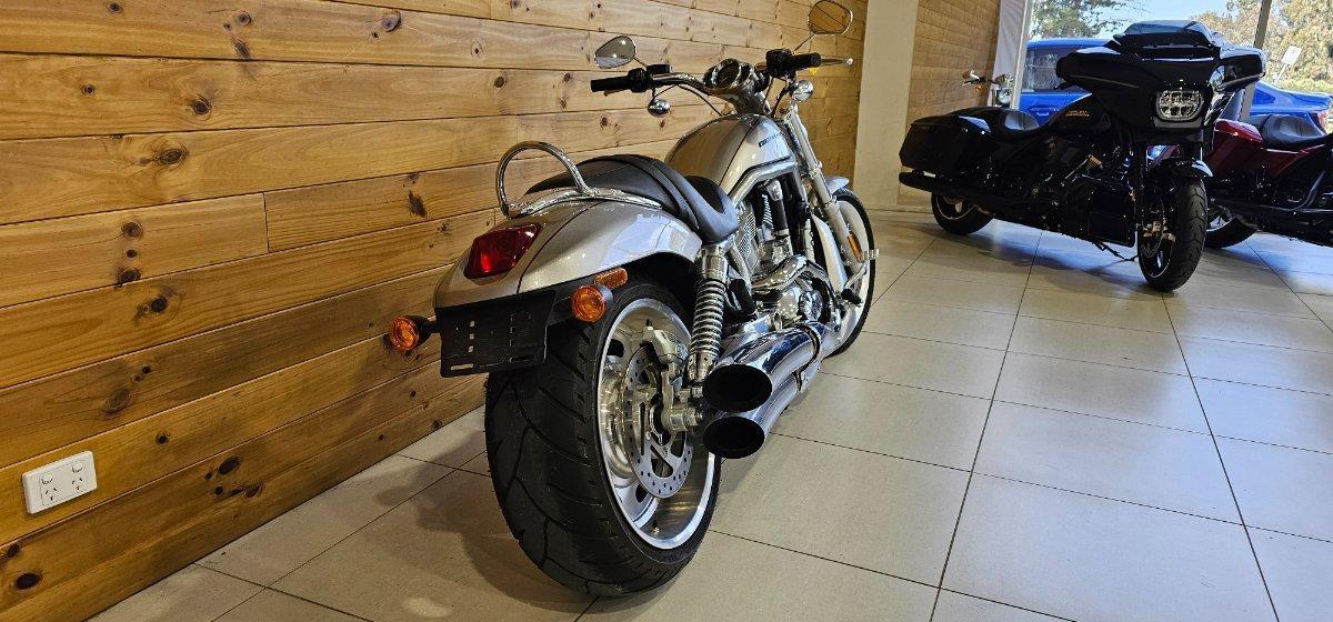 2008 HARLEY-DAVIDSON VRSCAW V-ROD CRUISER