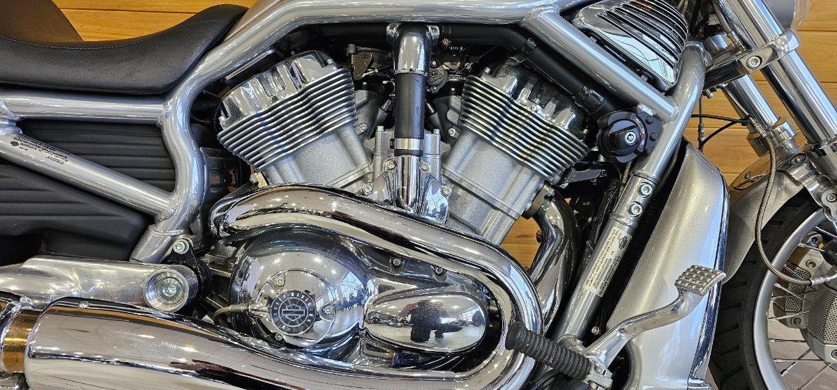 2008 HARLEY-DAVIDSON VRSCAW V-ROD CRUISER