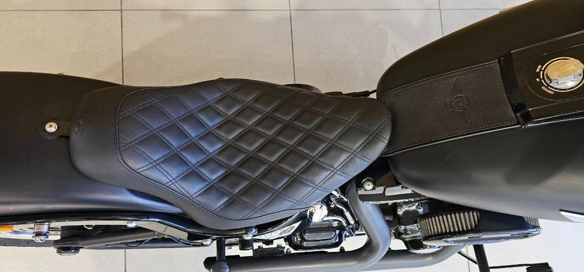 2016 HARLEY-DAVIDSON FLSTFBS FAT BOY S CRUISER