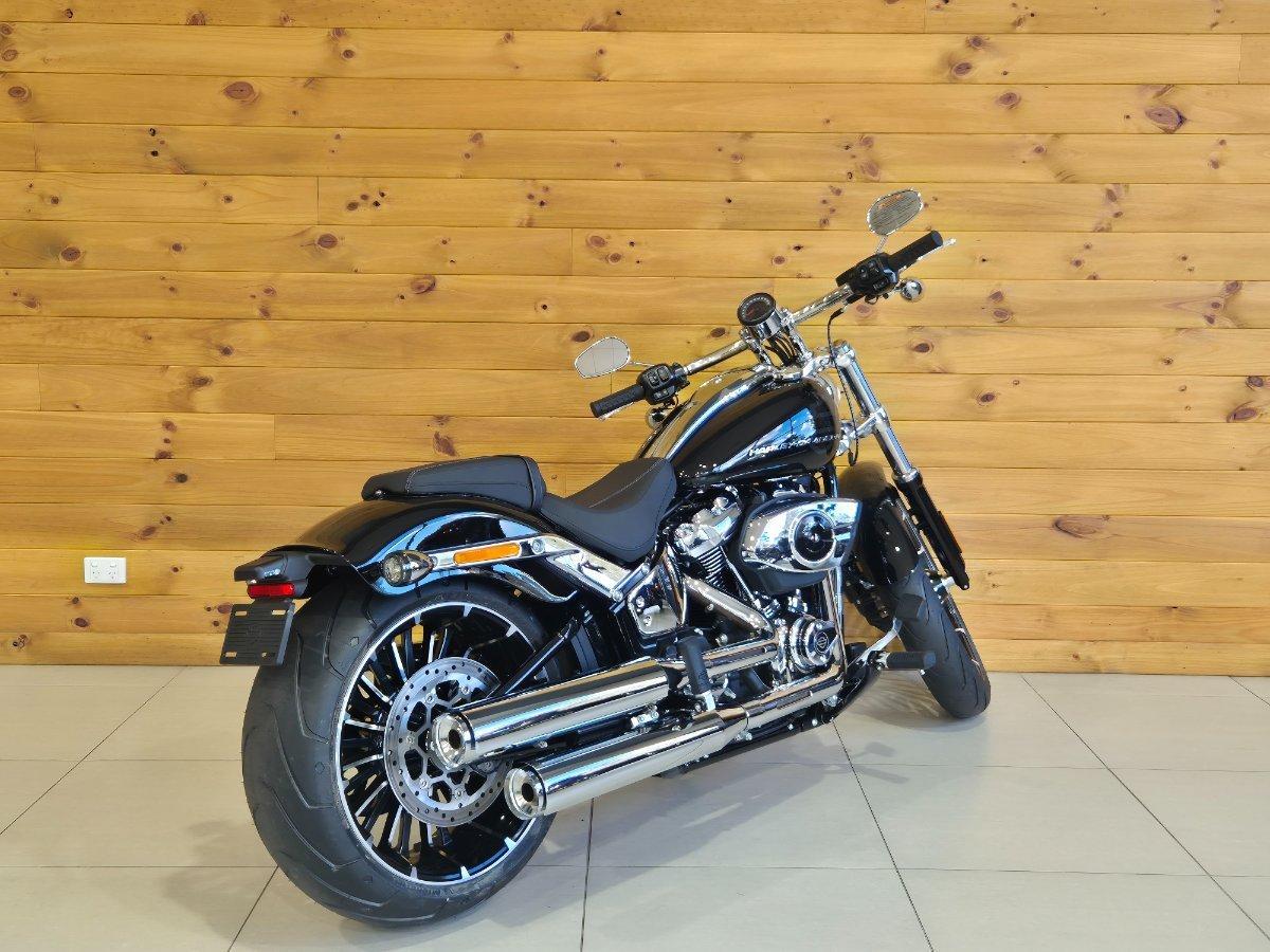 2026 HARLEY-DAVIDSON FXBR BREAKOUT (117) CRUISER